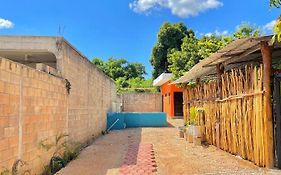 Casa Lol-Cab